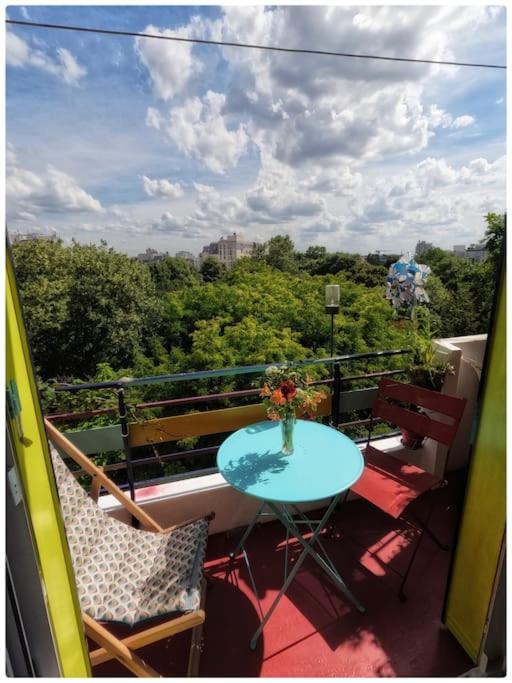 Canopee, Paisible, Chaleureux, Lumineux, Balcon Parijs Buitenkant foto